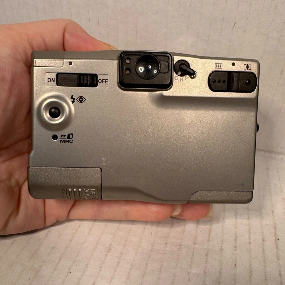 Canon ELPH 370Z Advanced Photo System (APS) film camera